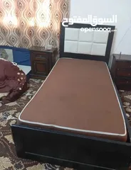  6 تخت خشب للبيع مع الفرشه  وكاله خشب زان