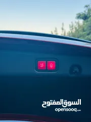  21 ‏Mercedes - Benz  E300 de