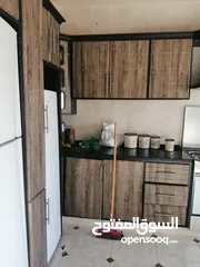  7 بيت لبيع ب المفرق