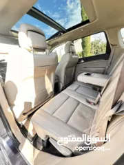  9 جراند شوروكي 2016 محرك بنزين بقوه 3600cc جير اوتوماتيكي مكون من 8 سرعات نظام دفع رباعي امريكي مميز