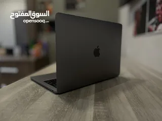 2 13 Inch Macbook Pro (2019 Touchbar Version)
