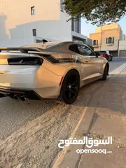  3 للبيع Camaro RS قمة في النظافة وارد امريكي بدون حوادث