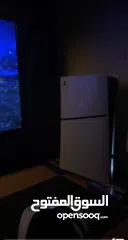  1 بلايستيشن 5 للبيع بسعر منيح  مع ايد و6العاب