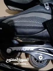  13 سكيت عدد2 نمره41والثاني43 نوعية ممتازة الي نمرته41 سعرالشراء 58 بالصور التسعيره عليه لثنين ب 30دينار
