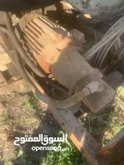 2 عجانه خرسانة  محرك كهرباء الاصلية