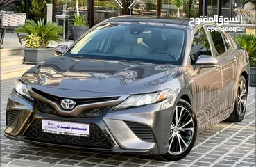  1 تويوتا كامري 2020 SE SPORT ليثيوم مميزة