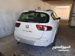  3 سيات التيا