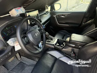  7 Rav4 XSE2020