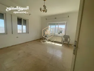  9 شقة / للايجار / 3نوم / مطلة / الجاردنز
