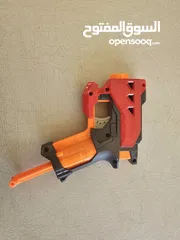  4 small toy blaster
