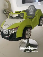  2 كرسي حلاقة شعر و سيارة اطفال جميلة