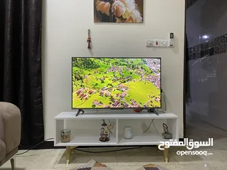  3 TCL 43 inch P735 4K HDR