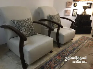  2 كنب للبيع استخدام خفيف
