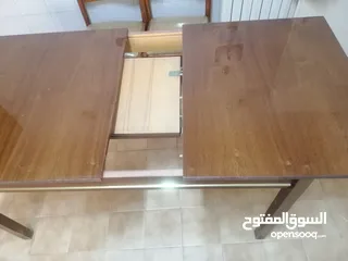  3 للبيع ثلاث تريات وطاوله مطبخ