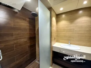  3 شقة غير مفروشة للإيجار 229م2 ( Property 17787 ) سنوي فقط