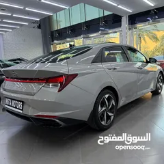  3 HYUNDAI ELANTRA  LIMITED 2021