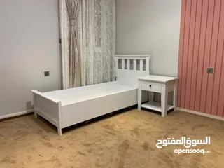  26 اتخوت مفرد شباب مقاس 190 في 90 بدون فرشه مفرد عادي او بكس مع إمكانية تغير الون