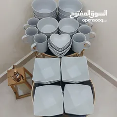  3 طقم صحون وزبادي وكاسات