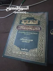  4 كتب للبيع كتب مهما كتيررر وموجود كمية