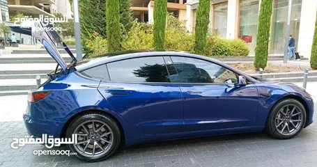  12 Tesla model 3 standard plus