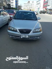  1 هيونداي افانتي xd 2003 جولد لون سلفر الحالة الميكانيكية ممتازة.