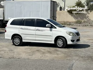  2 TOYOTA INNOVA