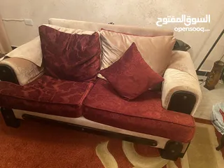  1 غرفة جلوس 7 مقاعد مع الستائر والسجاد بحالة جيدة جدا