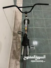  2 bmx for sale,  قاري استعراض قاري خفيف   القاري ما يحتاج اشي عليه استكرات   تواصلsupremقليل الاستعمال