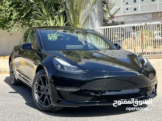  2 Tesla 2023