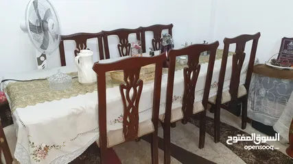  4 طاولة سفرة كبيرة للبيع