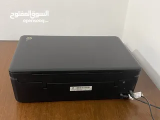  2 طاوله مع طابعه