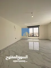  6 شقة فاخرة للبيع في الكرسي - قرب المخابرات طابق ثالث 210م مع روف دوبلكس 140م لم تسكن