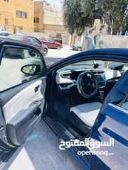  13 تيتا افالون