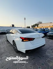  7 Nissan Altima SR Model 2019 White