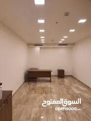  16 مكتب تجاري للبيع – شارع مكة – موقع مميز  يصلح لجميع الانشطة التجارية