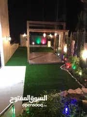  20 عشب صناعي (ترتان) وأشجار و ورد صناعي