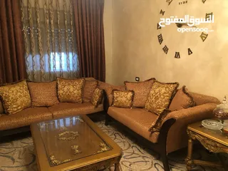 5 شقة للبيع قرب اشارة النسيم /اربد