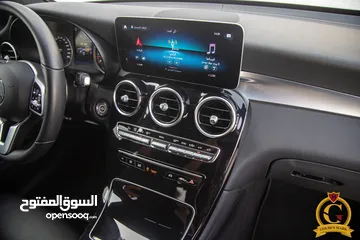  8 Mercedes Glc200 Coupe 2022 4matic السيارة بحالة الوكالة و قطعت مسافة 24,000 كم