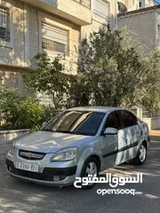  5 كيا برايد قنوني ضفه موديل2007حالتها ممتازه جدا البيع فقط كاش السيازه بعد صلاه عنبي زي ما هي بلصوره
