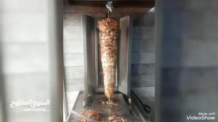  9 مطعم شاورما ودجاج وسناكات وحمص وفلافل وفول يعمل بشكل ممتاز للبيع مستعجل