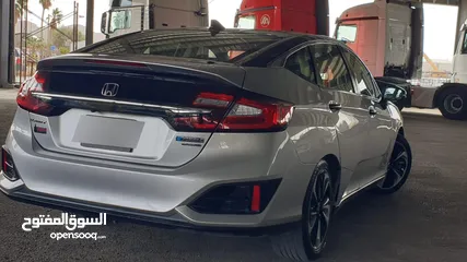  3 honda clarity hybrid plugin touring