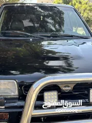  4 نيسان تيرانو 1995