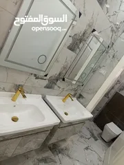  5 بيت او فيلا عمارة للبيع بسعر مغري جدا جدا