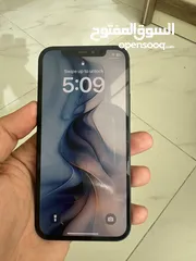  1 آيفون 12 لون اسود