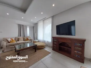  6 شقة للايجار في الويبده  ( Property 35312 )-175081260