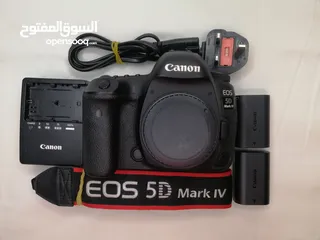  1 للبيع كامير canon 5d mark 4 -عداد الشتر 27 الف. -الكاميرا وكالة نظيفة جدا استخدام شخصي. (شنتة+بطارية