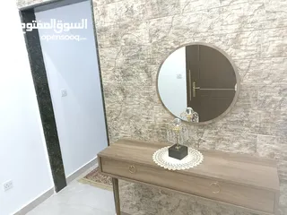  1 شقة قاريونس 7000