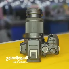  6 كاميرا كانون Canon R10