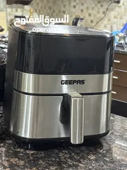  1 Geepas digital air fryer /model No. GAF37510