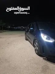  4 كيا نيرو للبيع